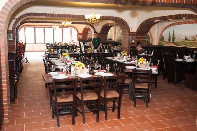 Отель West Plaza Hotel Бухарест-30