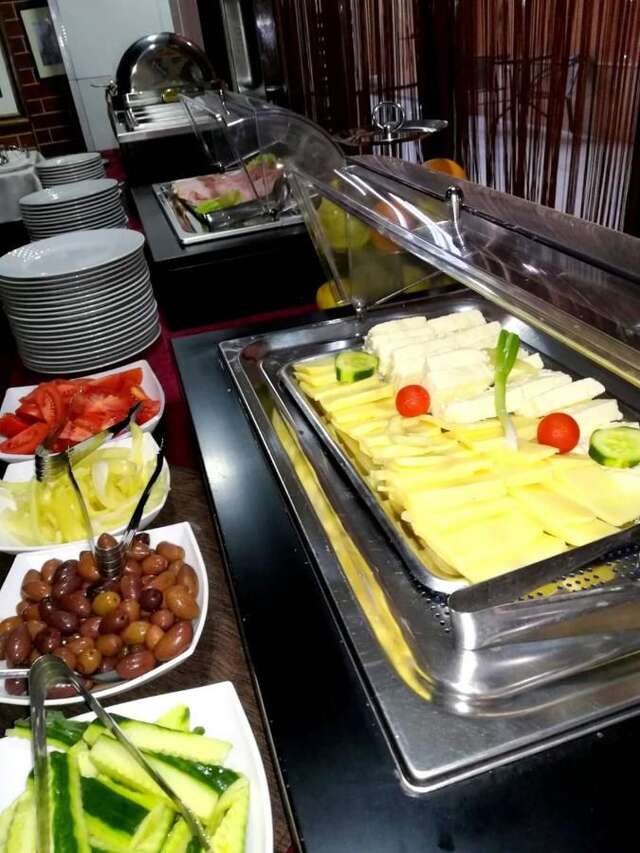 Отель West Plaza Hotel Бухарест-36