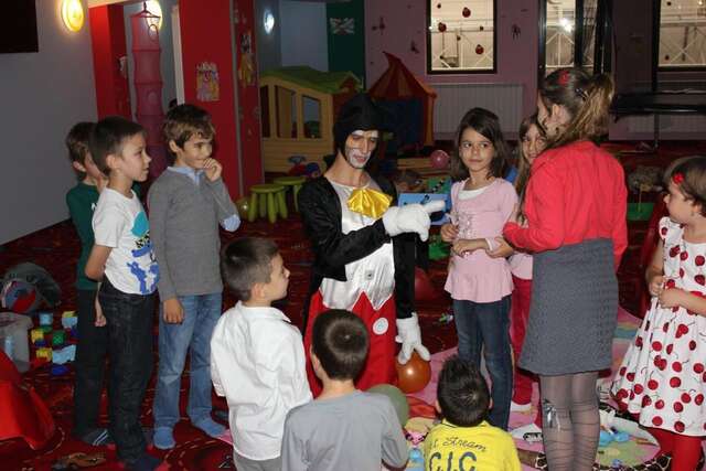 Отель West Plaza Hotel Бухарест-42